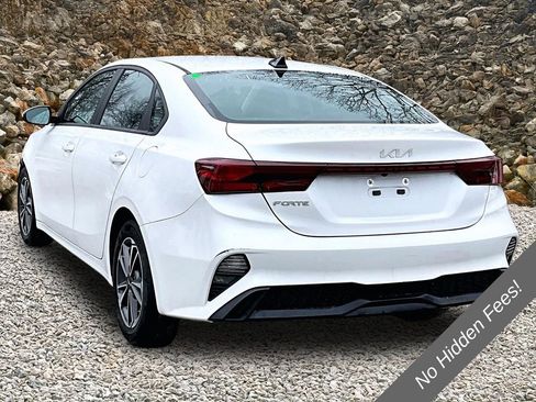 Used 2023 Kia Forte LXS FWD image 8