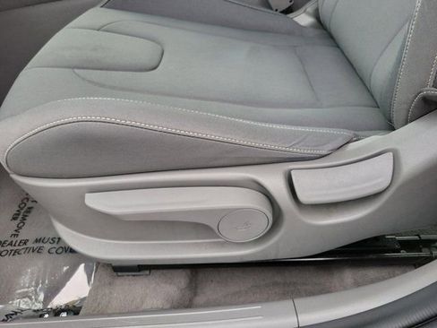 Certified 2023 Hyundai Elantra SEL FWD image 13