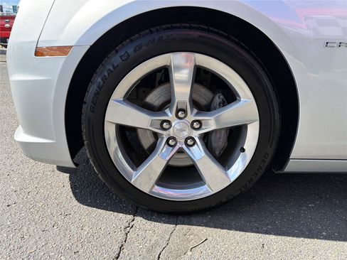 Used 2010 Chevrolet Camaro SS w/ RS Package RWD image 26