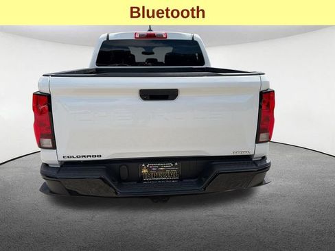 Used 2024 Chevrolet Colorado Trail Boss w/ LPO, Dark Essentials Package AWD/4WD image 9