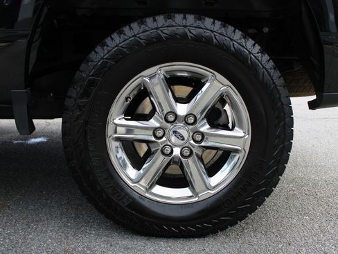 Used 2024 Ford F150 XLT w/ Mobile Office Package image 10