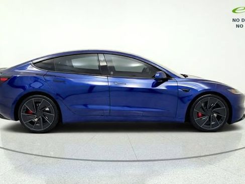 Used 2025 Tesla Model 3 Performance AWD/4WD image 10
