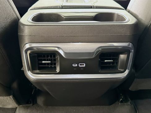 Used 2022 GMC Sierra 1500 SLT AWD/4WD image 24
