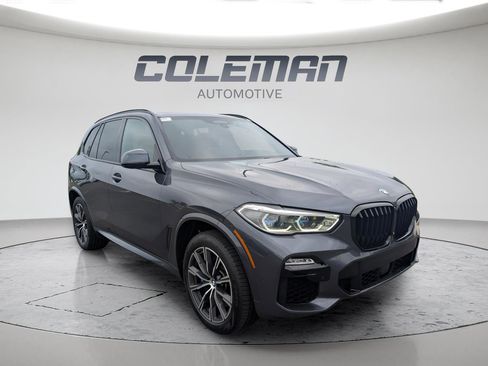 Used 2021 BMW X5 M50i w/ Executive Package AWD/4WD image 3