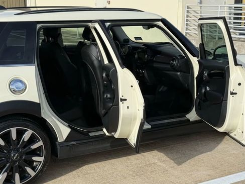 Used 2016 MINI Cooper S image 19