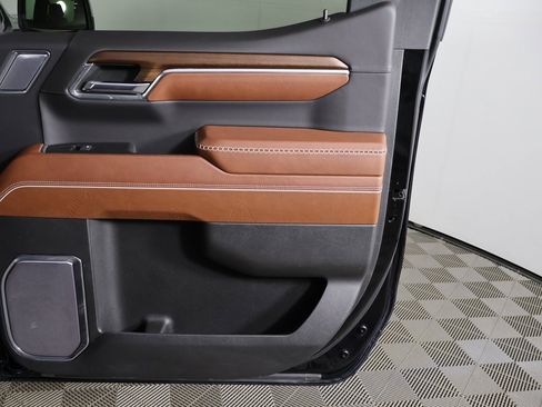 Used 2023 GMC Sierra 1500 Denali Ultimate image 25