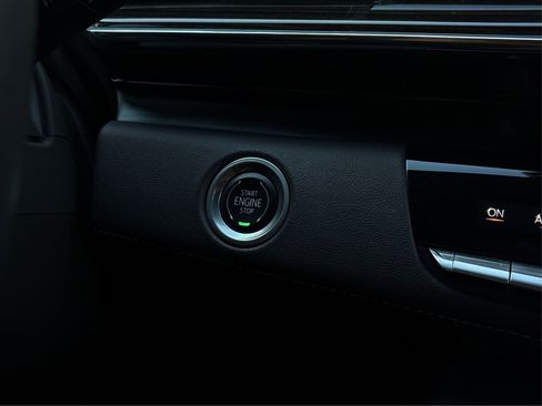 Used 2021 Cadillac Escalade Premium Luxury w/ Driver Assist Tech Package image 28