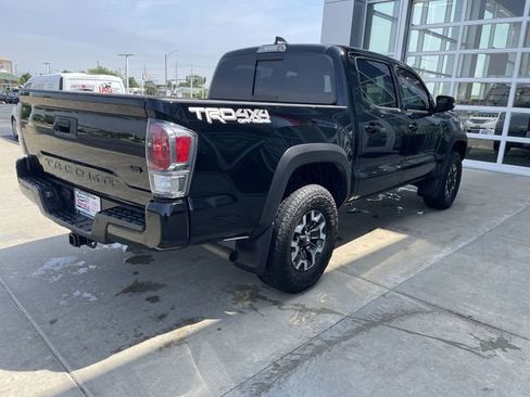 Used 2023 Toyota Tacoma TRD Off-Road w/ TRD Premium Off Road Package AWD/4WD image 36
