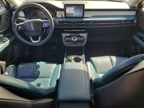 Used 2020 Lincoln Corsair Reserve w/ Equipment Group 202A image 12