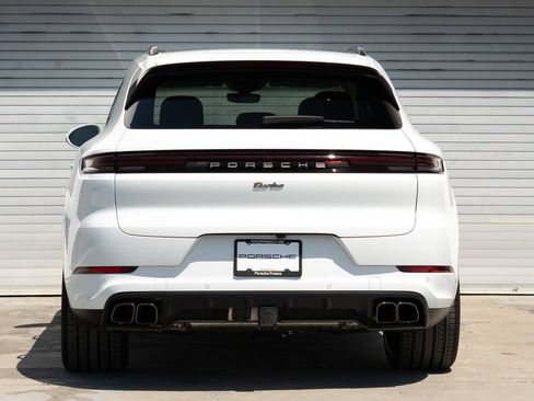 New 2025 Porsche Cayenne Turbo AWD/4WD image 28