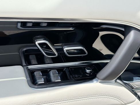 New 2026 Land Rover Range Rover SE AWD/4WD image 22
