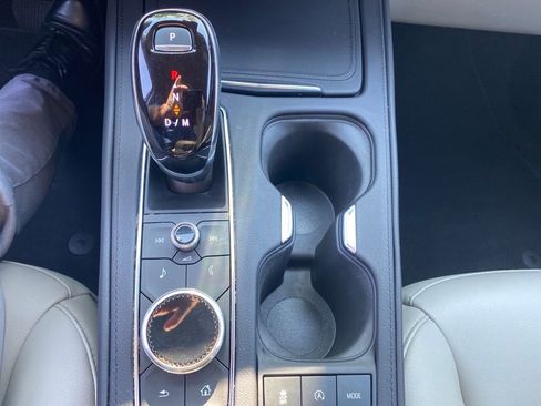 Used 2023 Cadillac XT4 Luxury w/ LPO, ONYX Package AWD/4WD image 26