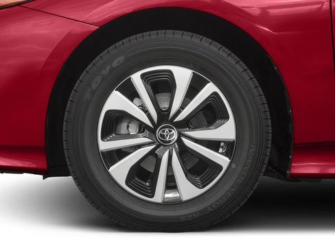 Used 2017 Toyota Prius Prime Plus FWD image 11