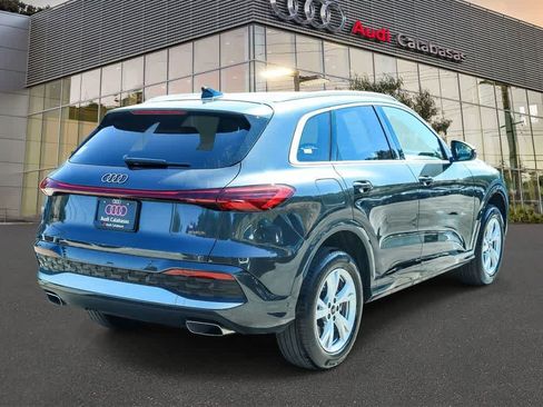 Used 2025 Audi Q5 Premium w/ Convenience Package AWD/4WD image 4