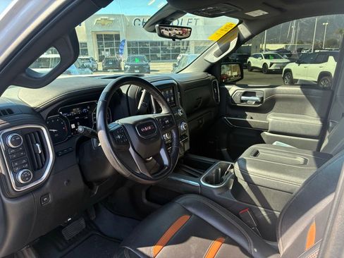 Used 2021 GMC Sierra 1500 AT4 w/ AT4 Value Package AWD/4WD image 10