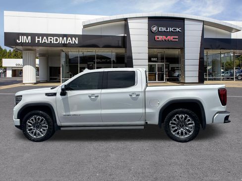 Used 2023 GMC Sierra 1500 Denali Ultimate AWD/4WD image 4