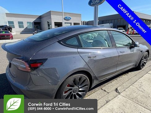 Used 2023 Tesla Model 3 Performance image 15
