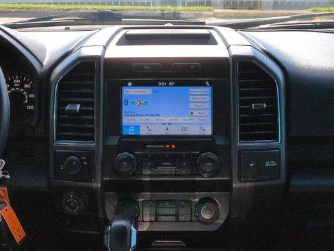 Used 2019 Ford F150 XLT w/ Equipment Group 302A Luxury RWD image 16