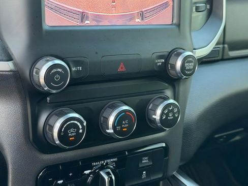 Used 2022 RAM 1500 Big Horn w/ Trailer Tow Group (B) AWD/4WD image 28