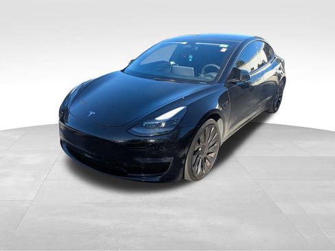 Used 2023 Tesla Model 3 Performance image 4