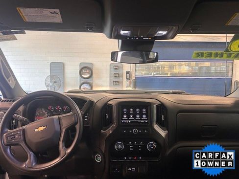 Used 2026 Chevrolet Silverado 2500 W/T w/ WT Convenience Package image 3