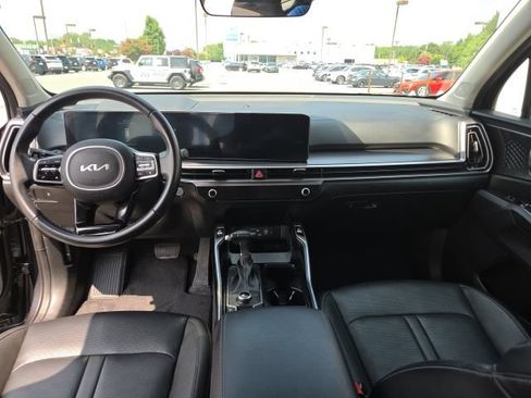 Used 2024 Kia Sorento S w/ Panoramic Sunroof Package AWD/4WD image 21
