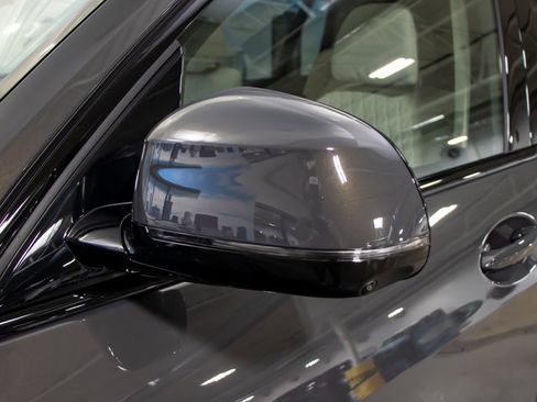 New 2026 BMW ALPINA XB7 image 10