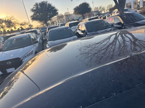 Used 2020 Nissan Kicks S image 5