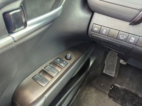 Used 2023 Toyota Camry SE FWD image 22