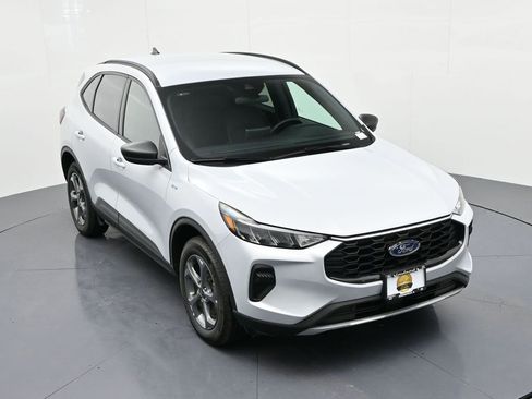 Used 2025 Ford Escape ST-Line image 14