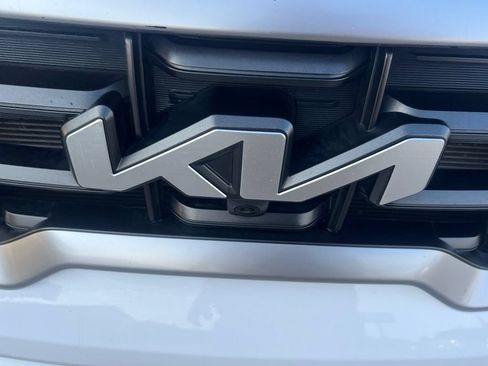 Certified 2024 Kia Telluride SX Prestige w/ Towing Package AWD/4WD image 31