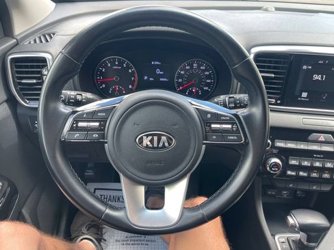 Used 2022 Kia Sportage EX FWD image 12