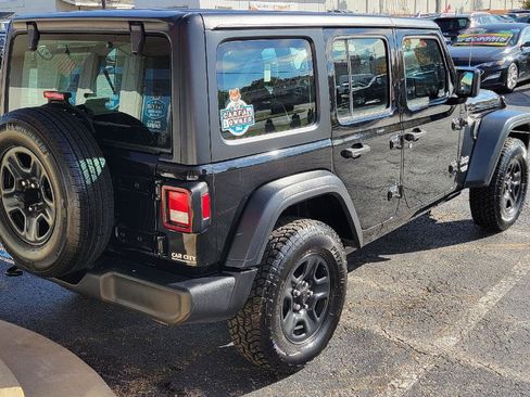 Used 2018 Jeep Wrangler Unlimited Sport AWD/4WD image 24