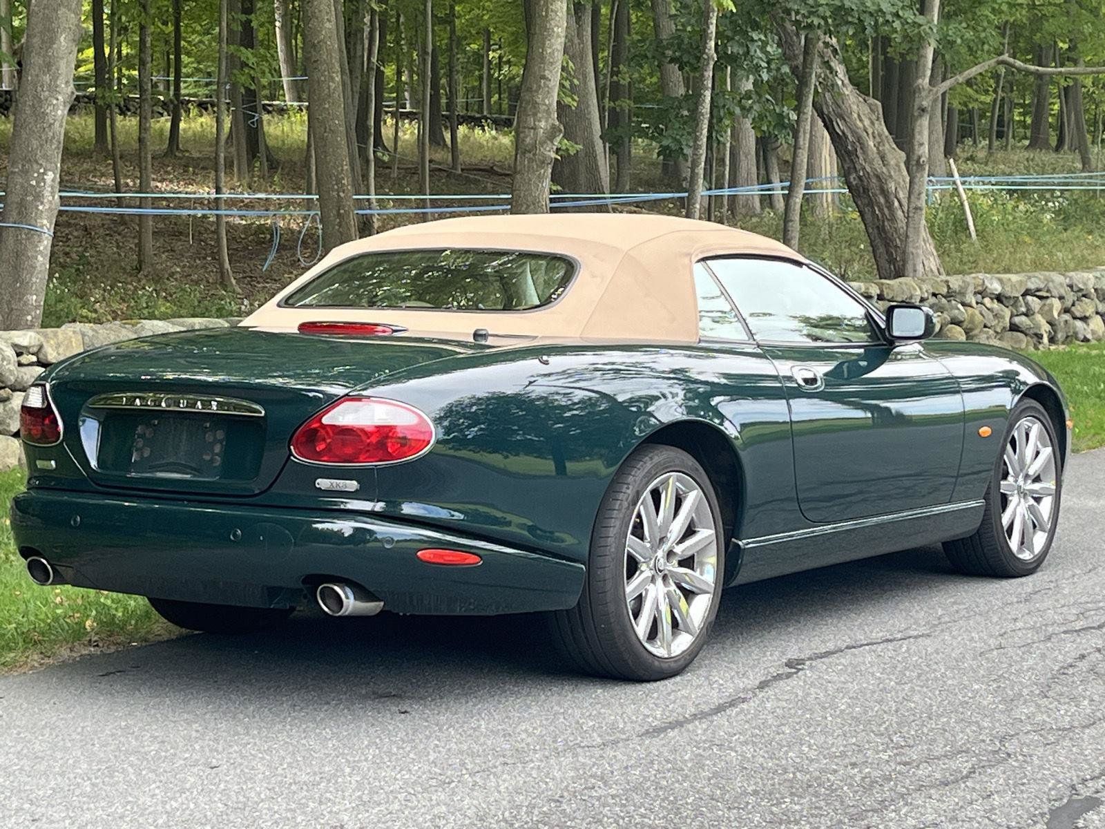 Used 2006 Jaguar XK8 Convertible RWD image 3