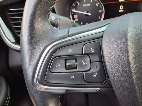 Used 2021 Buick Envision Avenir w/ Technology Package II FWD image 12