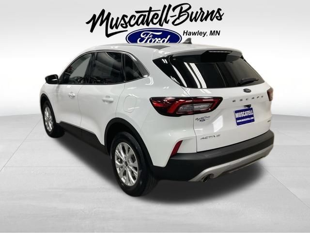 Used 2023 Ford Escape Active AWD/4WD image 3
