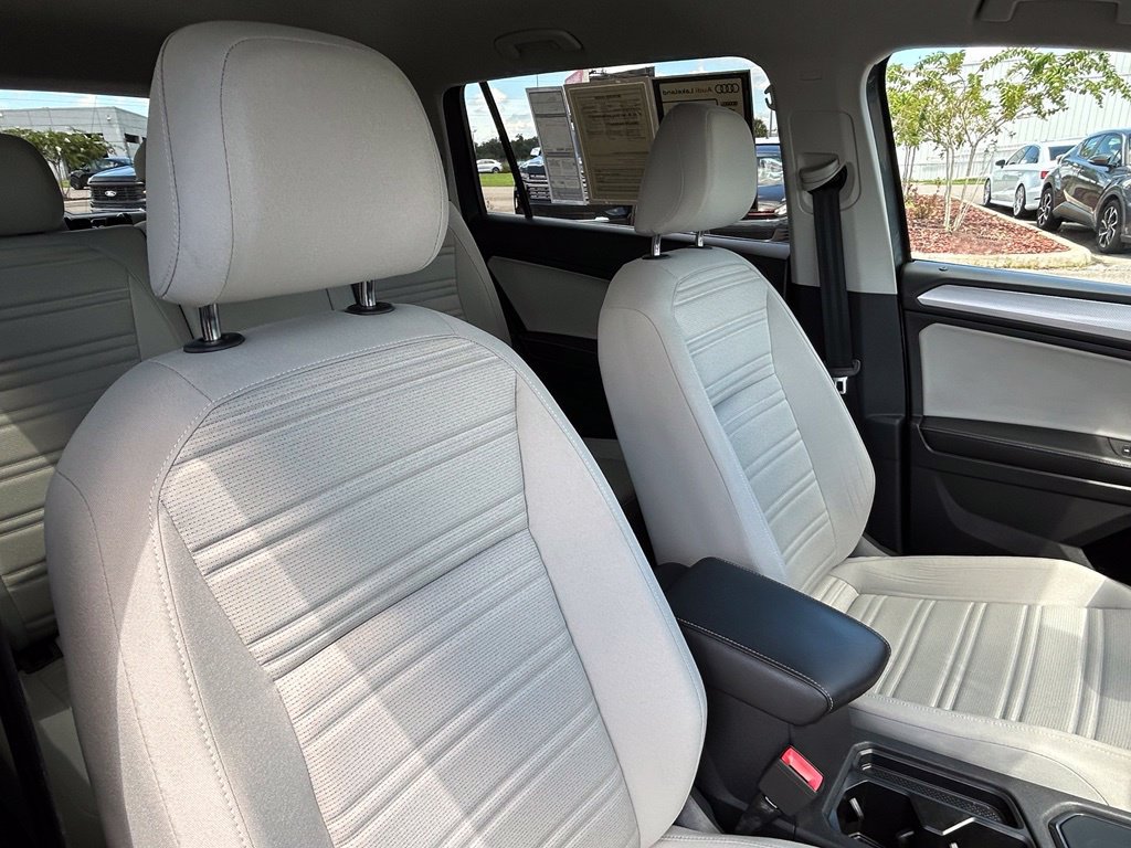 Used 2022 Volkswagen Tiguan S FWD image 40