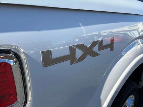 Used 2013 Ford F150 Lariat w/ Luxury Equipment Group image 18