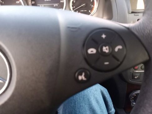 Used 2010 Mercedes-Benz C 300 C 300 image 20