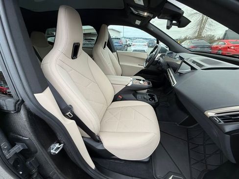 Used 2023 BMW iX xDrive50 w/ Ultimate Package 2 image 12