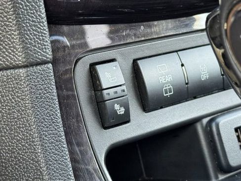 Used 2017 Buick Enclave Leather AWD/4WD image 20