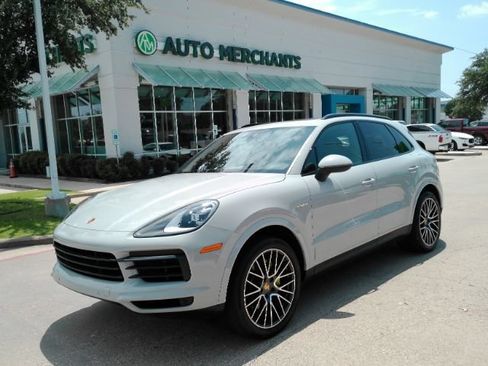 Used 2021 Porsche Cayenne E-Hybrid w/ Premium Package AWD/4WD image 1