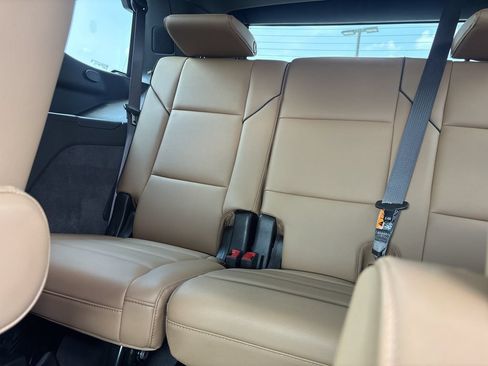 Used 2026 Cadillac Escalade Luxury RWD image 24