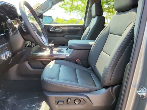 New 2026 GMC Sierra 1500 Elevation w/ Elevation Premium Package image 4