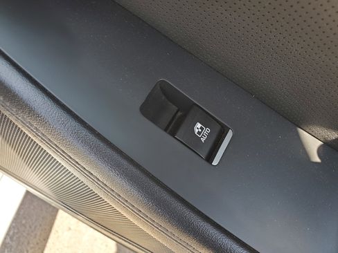 Used 2015 Hyundai Genesis 3.8 w/ Option Group 04 image 45