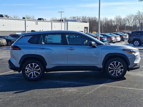 New 2026 Toyota Corolla Cross S image 5