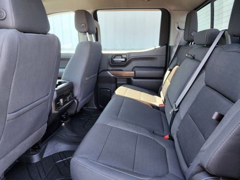 Used 2021 Chevrolet Silverado 1500 RST w/ Convenience Package II AWD/4WD image 14