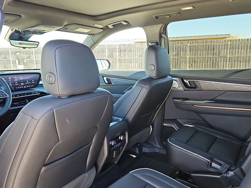 New 2026 Buick Enclave Avenir w/ Super Cruise Package image 9