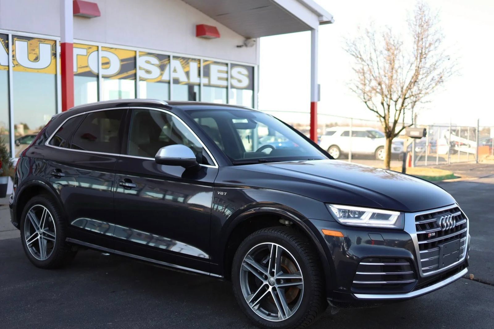 Used 2018 Audi SQ5 Premium Plus AWD/4WD image 3