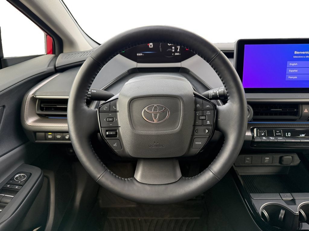 Used 2024 Toyota Prius XLE FWD image 12